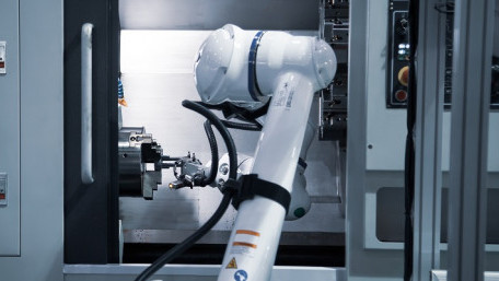 Cobot Roundup: Who Makes Them and What Makes Them Special