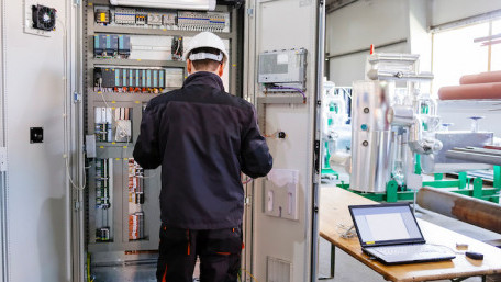 Combatting the Effects of EMI with EMC Design Principles for Electrical Panels