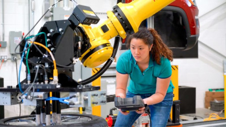 FANUC To Support Next Generation of Skilled Workers With $1 Million in Scholarships