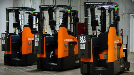 Walmart Deploys Fox Robotics’ FoxBot Forklifts in Logistics Operations