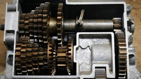 The Mechanic’s View of Control: Types of Gear Drives