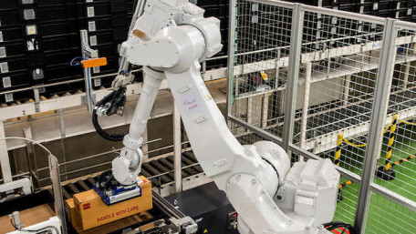 The Trend of Robotics in Retail Manufacturing Grows as Fast Retailing Co. Partners with Mujin and Exotec Solutions for Warehouse Automation