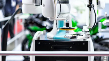 Using AWS Greengrass and SageMaker Tools to Detect Manufacturing Defects