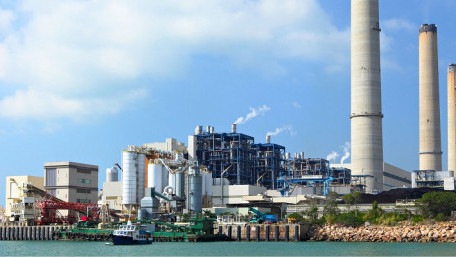 Handling of Power System Data: Engineering Limits and Data Currency