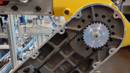 Maintenance and Troubleshooting for 6-Axis Robot Arms