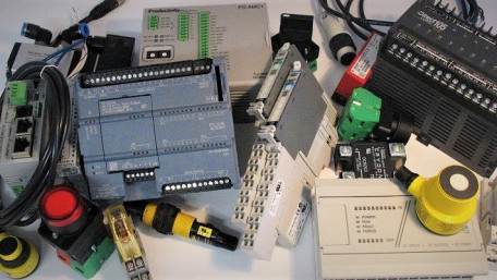 Understanding NPN vs PNP for Sensors and Devices