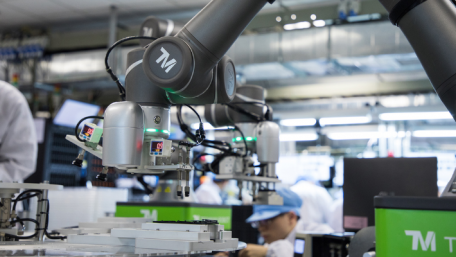 Bringing Artificial Intelligence and Collaborative Robotics Together