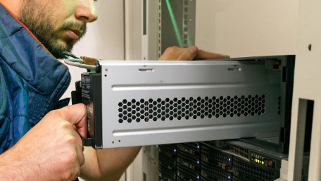 Differences between Transformer and Transformer-free UPS Designs 