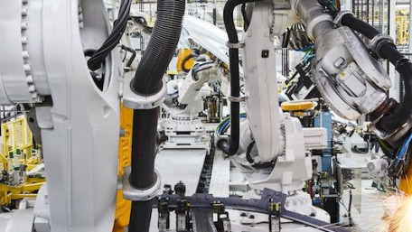 ABB Sends 800 Industrial Robots to Help Volkswagen Produce Next-Generation EVs
