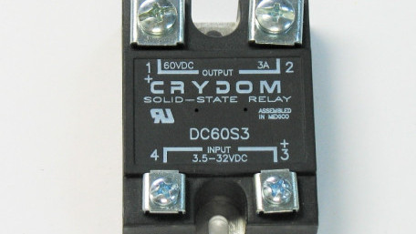 The Difference Between Electromechanical and Solid State Relays