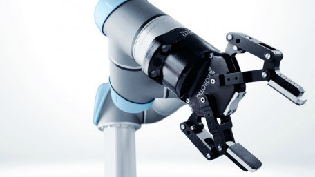Universal Robots Releases Application Kits to Simplify Cobot Deployments